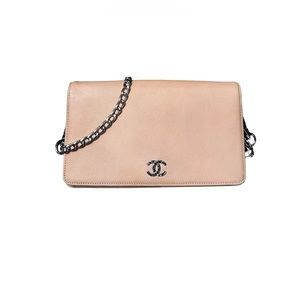 Sold🌸Authentic Chanel Caviar Leather Wallet on Chain